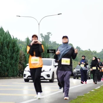 Runner Photo 8485434