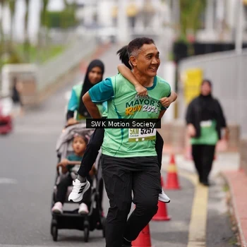 Runner Photo 8485448
