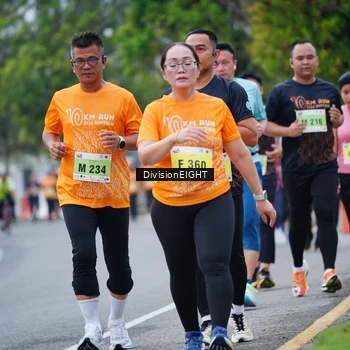 Runner Photo 8485477