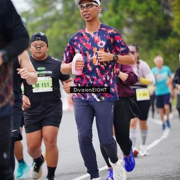 Runner Photo 8485535