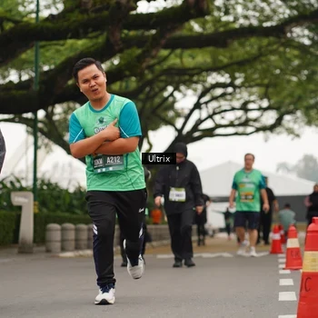 Runner Photo 8485602