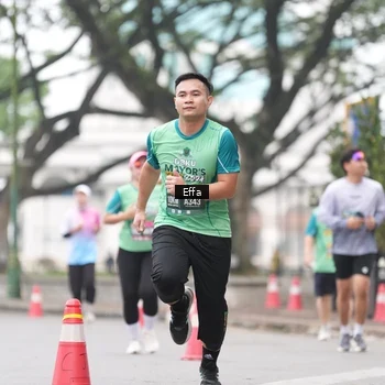 Runner Photo 8485612