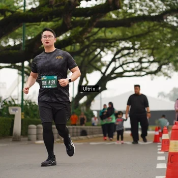 Runner Photo 8485627