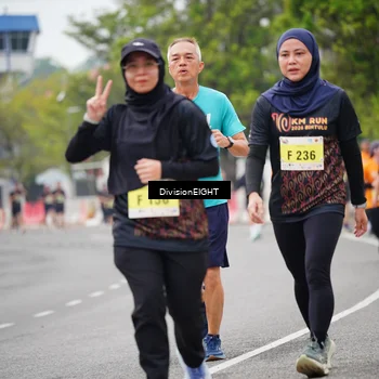 Runner Photo 8485741