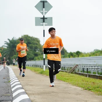 Runner Photo 8485855