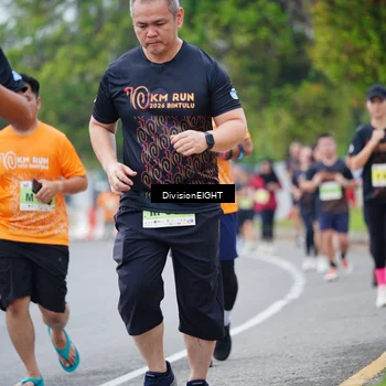 Runner Photo 8485912