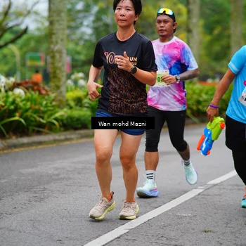 Runner Photo 8486001