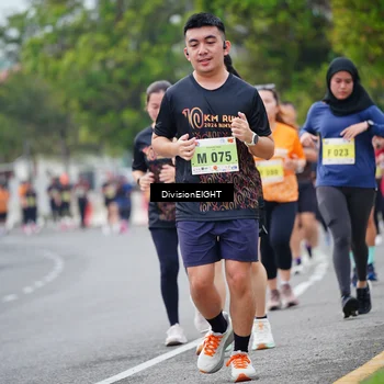 Runner Photo 8486061