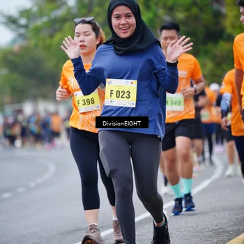 Runner Photo 8486069