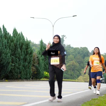 Runner Photo 8486070