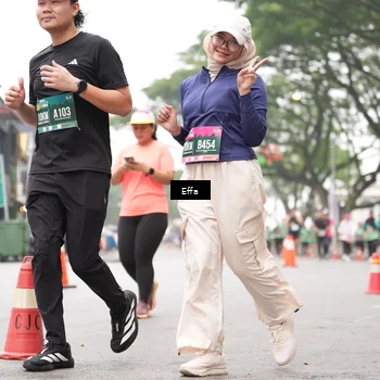 Runner Photo 8486075
