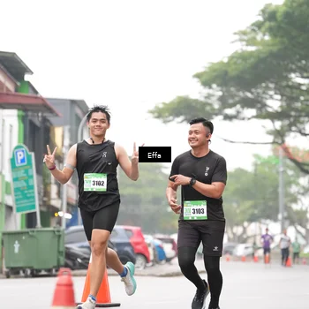 Runner Photo 8486100