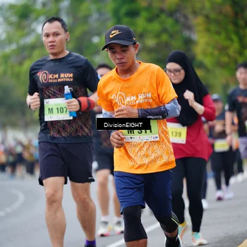 Runner Photo 8486138