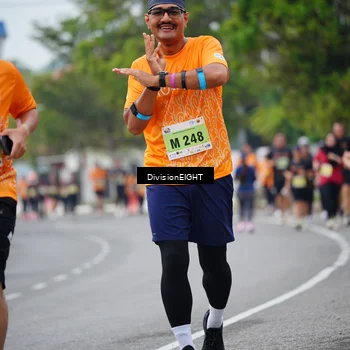 Runner Photo 8486174