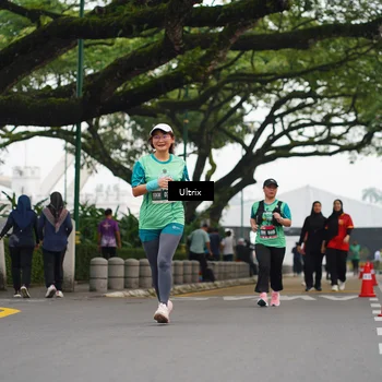 Runner Photo 8486209