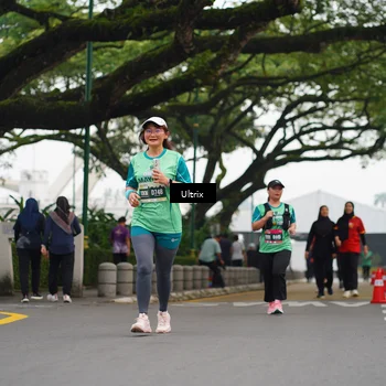 Runner Photo 8486213