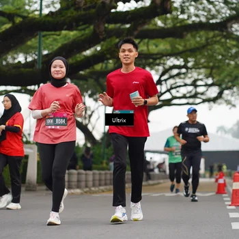 Runner Photo 8486259