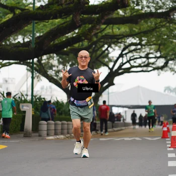Runner Photo 8486304