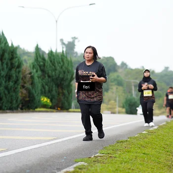 Runner Photo 8486344