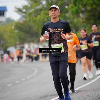 Runner Photo 8486373