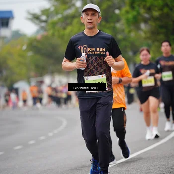 Runner Photo 8486387