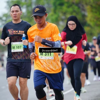 Runner Photo 8486403