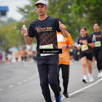 Runner Photo 8486431