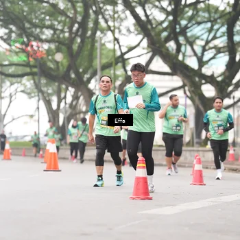 Runner Photo 8486473
