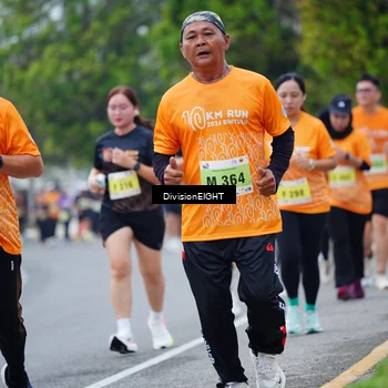 Runner Photo 8486474