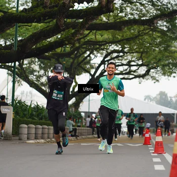 Runner Photo 8486489