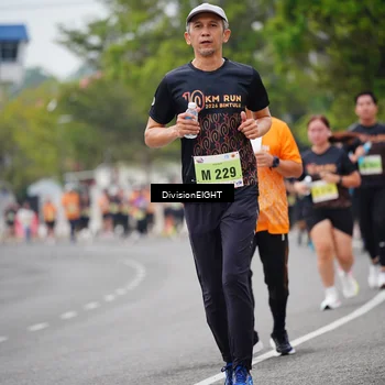 Runner Photo 8486551