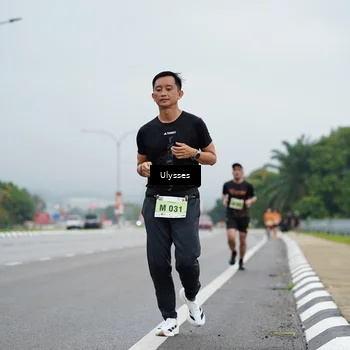 Runner Photo 8486639