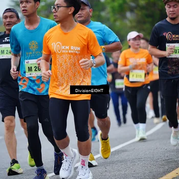 Runner Photo 8486669
