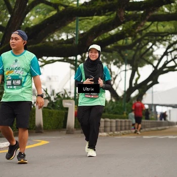 Runner Photo 8486675