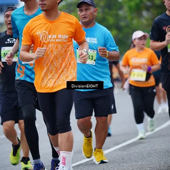 Runner Photo 8486679