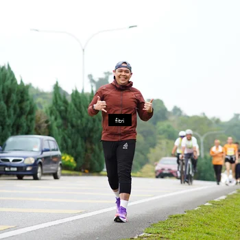 Runner Photo 8486683