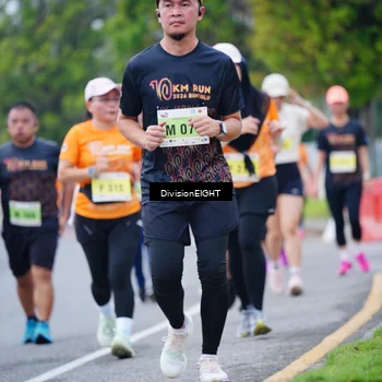 Runner Photo 8486702