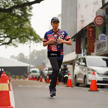Runner Photo 8486726