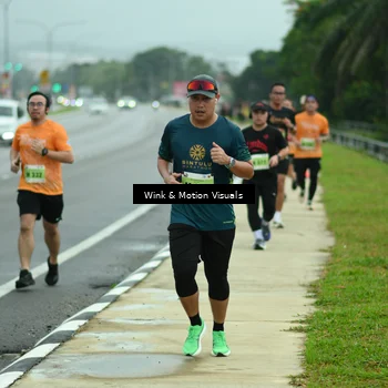 Runner Photo 8486736