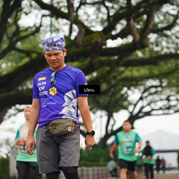 Runner Photo 8486755
