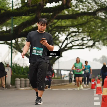 Runner Photo 8486792