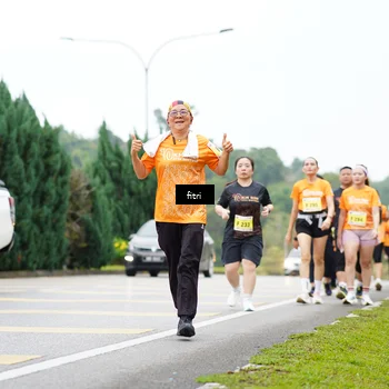 Runner Photo 8486801