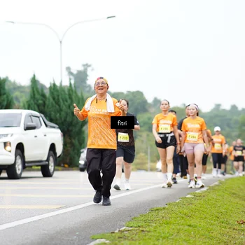 Runner Photo 8486819