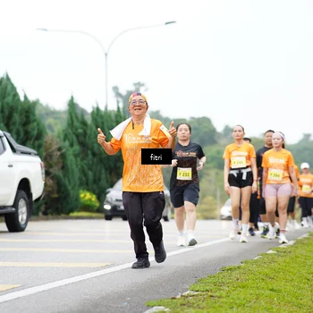 Runner Photo 8486834
