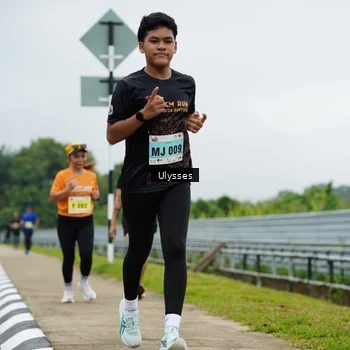 Runner Photo 8487035