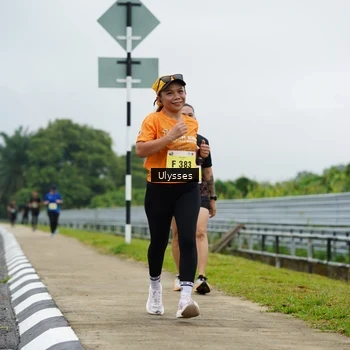 Runner Photo 8487042
