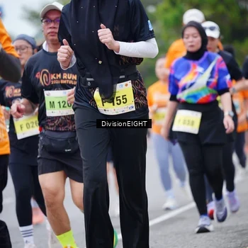Runner Photo 8487051