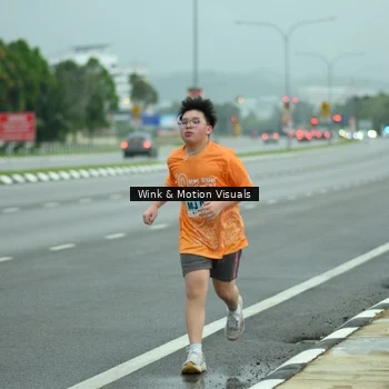 Runner Photo 8487053