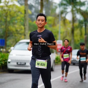 Runner Photo 8487054
