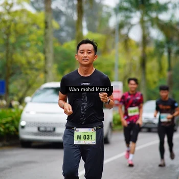 Runner Photo 8487065